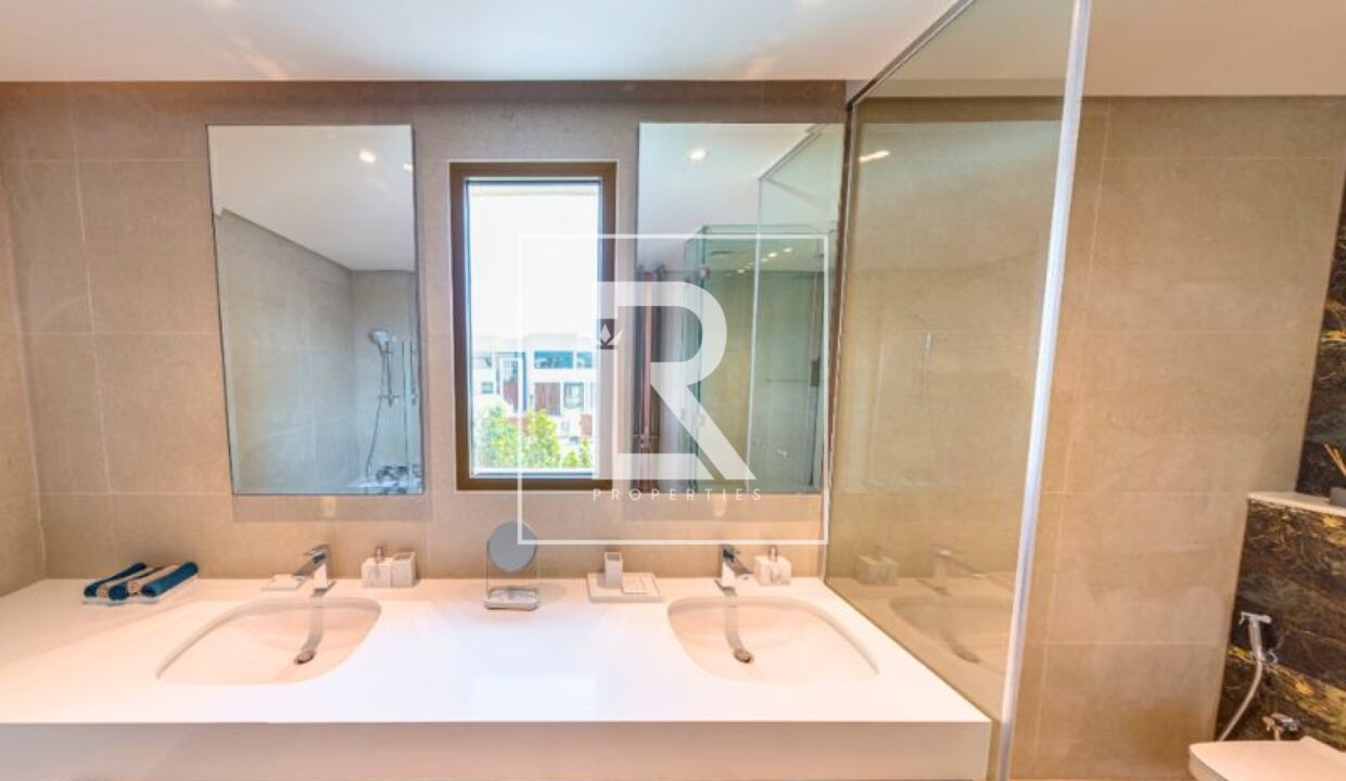 property_1733388773_19104172815